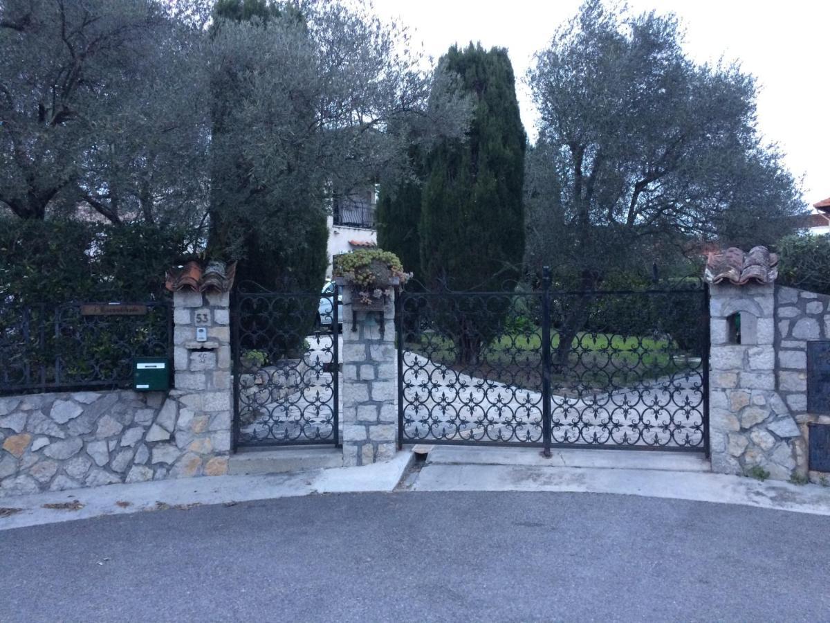 Appart 2 Pieces Independant Dans Villa Proche Centre Ville Au Calme Mandelieu Εξωτερικό φωτογραφία